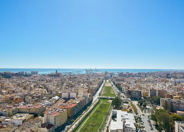 Skyline By Lovely Apartmán Màlaga